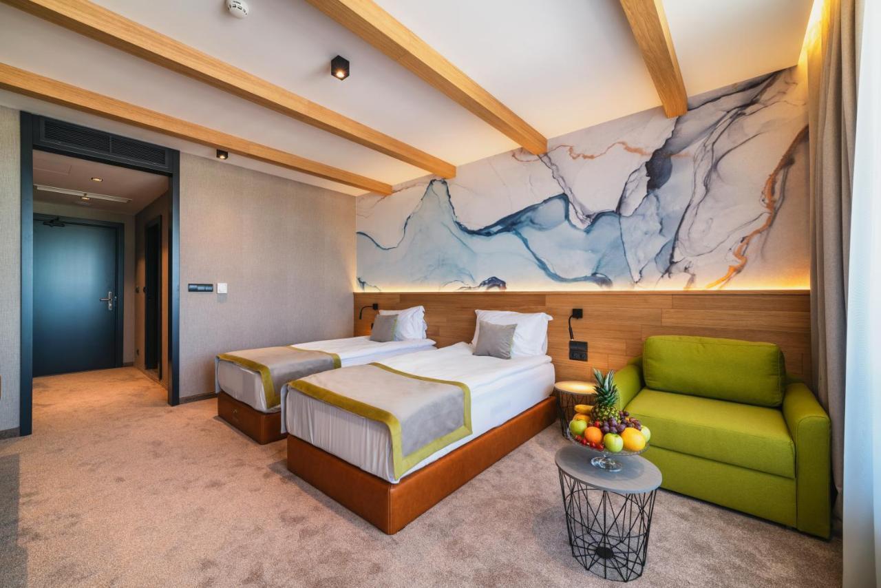 Spa Complex Belchin Spring 外观 照片